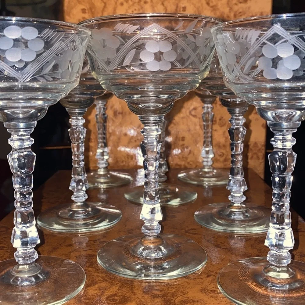 8 Vintage Libbey Rock Sharpe Arctic Rose Glasses 6 6” and 2 5.8” Stemware